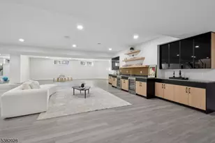 19 Highlander Dr, Scotch Plains Township, NJ 07076 - Photo 39