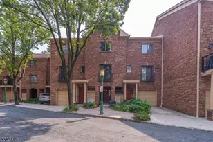 16 Mews Ln, South Orange, NJ 07079 - Photo 1