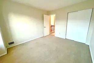 30 Willow Ci, Hamburg, NJ 07419 - Photo 5