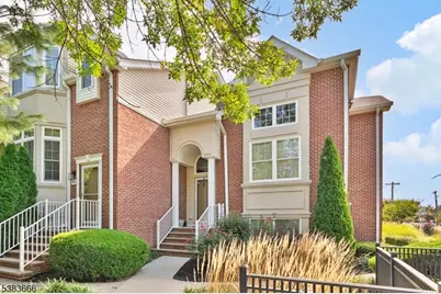 105 Chestnut Ct #3, Garwood, NJ 07027 - Photo 1