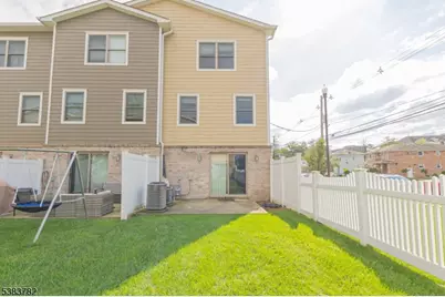 246 James St, Hackensack, NJ 07601 - Photo 23