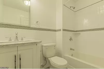 246 James St, Hackensack, NJ 07601 - Photo 15