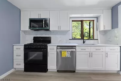 35 Boonton Ave, Butler, NJ 07405 - Photo 7