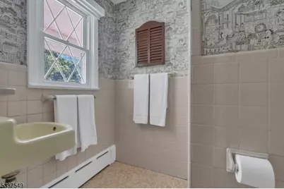 41 Cherryville Hollow Rd, Raritan Township, NJ 08822 - Photo 37