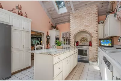 1-2 Dove Hollow Ln, Bethlehem Township, NJ 08827 - Photo 15