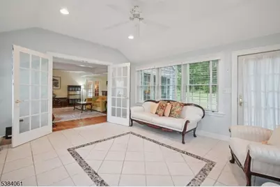 12 Edgewood Rd, Edison Twp., NJ 08820 - Photo 17