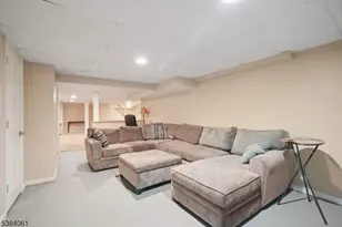 12 Edgewood Rd, Edison Twp., NJ 08820 - Photo 33