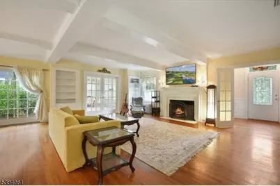 12 Edgewood Rd, Edison Twp., NJ 08820 - Photo 5