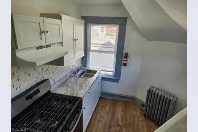 143 S Clinton St, East Orange, NJ 07018 - Photo 9