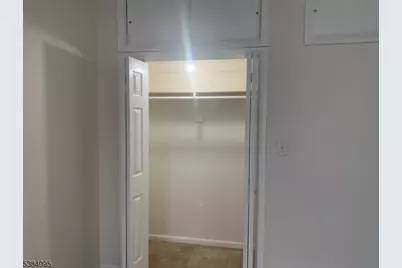 10 Exchange Pl, Clifton, NJ 07011 - Photo 17