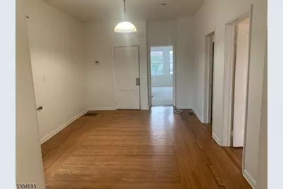 10 Exchange Pl, Clifton, NJ 07011 - Photo 3