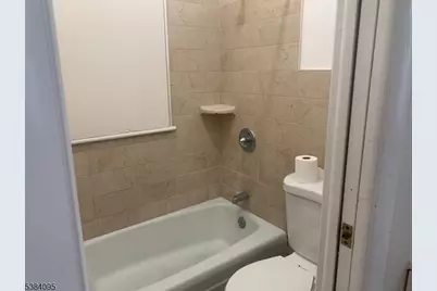 10 Exchange Pl, Clifton, NJ 07011 - Photo 13