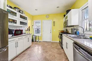 26-28 Scheerer Ave, Newark, NJ 07112 - Photo 15