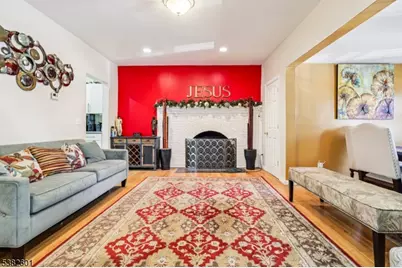 26-28 Scheerer Ave, Newark, NJ 07112 - Photo 9