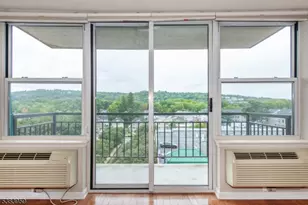 300 Main St, Little Falls Township, NJ 07424 - Photo 3