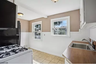 144 Bremond St, Belleville, NJ 07109 - Photo 5