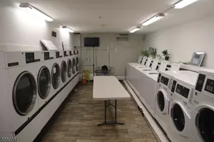 39 E 39th St, Paterson, NJ 07514 - Photo 11