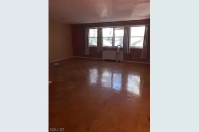 39 E 39th St #2L, Paterson, NJ 07514 - Photo 5