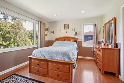 36 Independence Ct, Clifton, NJ 07013 - Photo 23