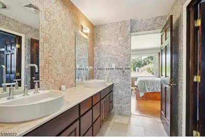 36 Independence Ct, Clifton, NJ 07013 - Photo 25