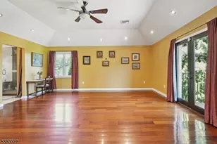 36 Independence Ct, Clifton, NJ 07013 - Photo 27