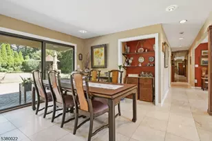 36 Independence Ct, Clifton, NJ 07013 - Photo 5