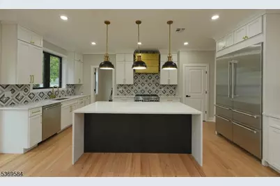 352 Woodland Rd, Madison, NJ 07940 - Photo 15