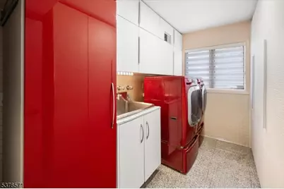 215 Eileen Dr, Cedar Grove, NJ 07009 - Photo 35