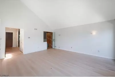 215 Eileen Dr, Cedar Grove, NJ 07009 - Photo 23