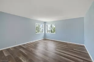 215 Eileen Dr, Cedar Grove, NJ 07009 - Photo 29