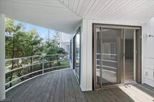 215 Eileen Dr, Cedar Grove, NJ 07009 - Photo 37