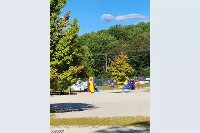 48 E Shore Dr, Vernon, NJ 07462 - Photo 13