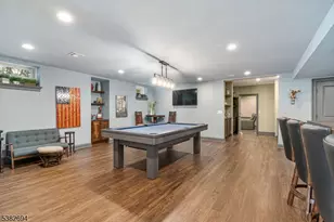 5 Erin Pl, Raritan Township, NJ 08822 - Photo 21