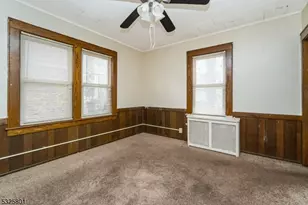 424 E 4th Ave, Roselle, NJ 07203 - Photo 7