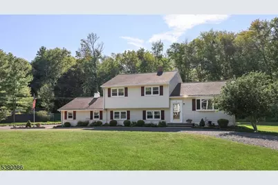 21 Indian Rock Rd, Warren Township, NJ 07059 - Photo 1