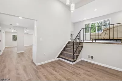 5 Waverly Dr, Edison, NJ 08817 - Photo 7