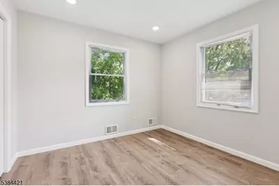 5 Waverly Dr, Edison, NJ 08817 - Photo 15