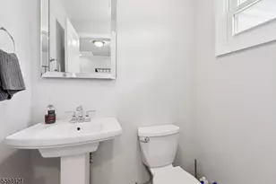 5 Waverly Dr, Edison, NJ 08817 - Photo 11