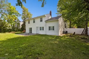 5 Waverly Dr, Edison, NJ 08817 - Photo 25