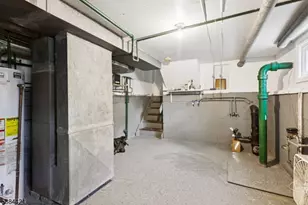 5 Waverly Dr, Edison, NJ 08817 - Photo 21