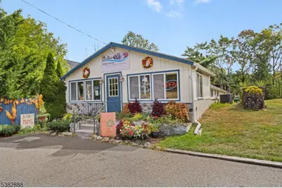 634 Willow Grove St., Hackettstown, NJ 07840 - Photo 1