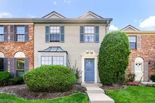 21 Kirby Ln, Franklin Township, NJ 08823 - Photo 1