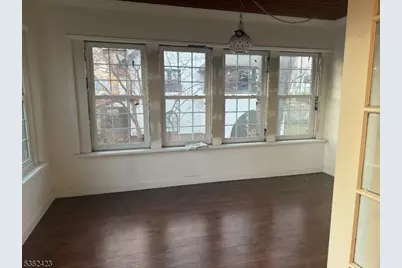 295 Tremont Ave, Orange, NJ 07050 - Photo 15