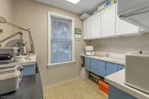 782 Valley Rd, Wayne, NJ 07470 - Photo 15