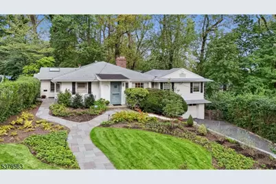 7 Warner Rd, Maplewood, NJ 07040 - Photo 1