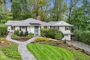 7 Warner Rd, Maplewood, NJ 07040 - Photo 1