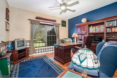 6 Jayne Dr, Lopatcong Township, NJ 08865 - Photo 17