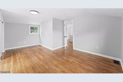 18 Farmingdale Ave, Bloomfield, NJ 07003 - Photo 25