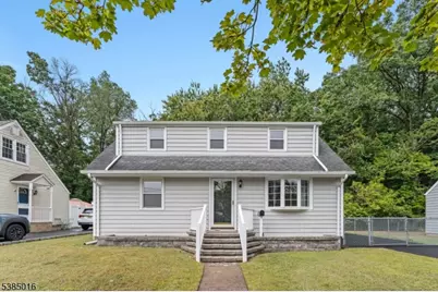 18 Farmingdale Ave, Bloomfield, NJ 07003 - Photo 1