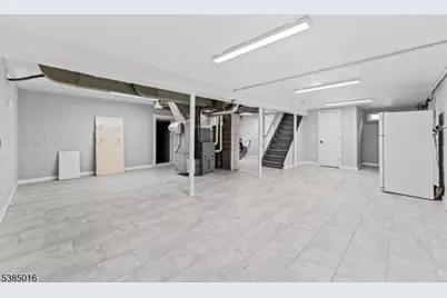 18 Farmingdale Ave, Bloomfield, NJ 07003 - Photo 27